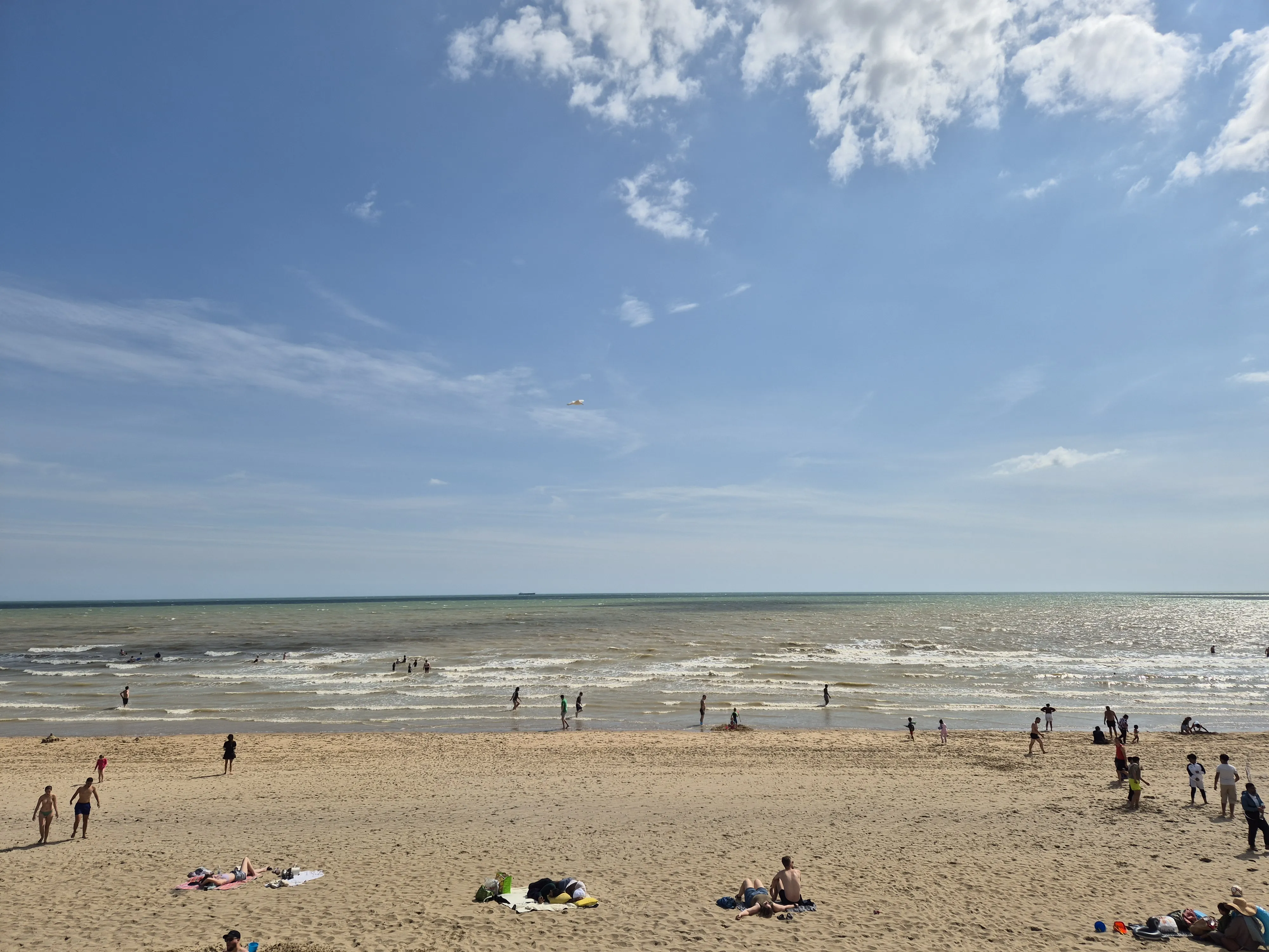 Camber Sands beach on a sunny day.